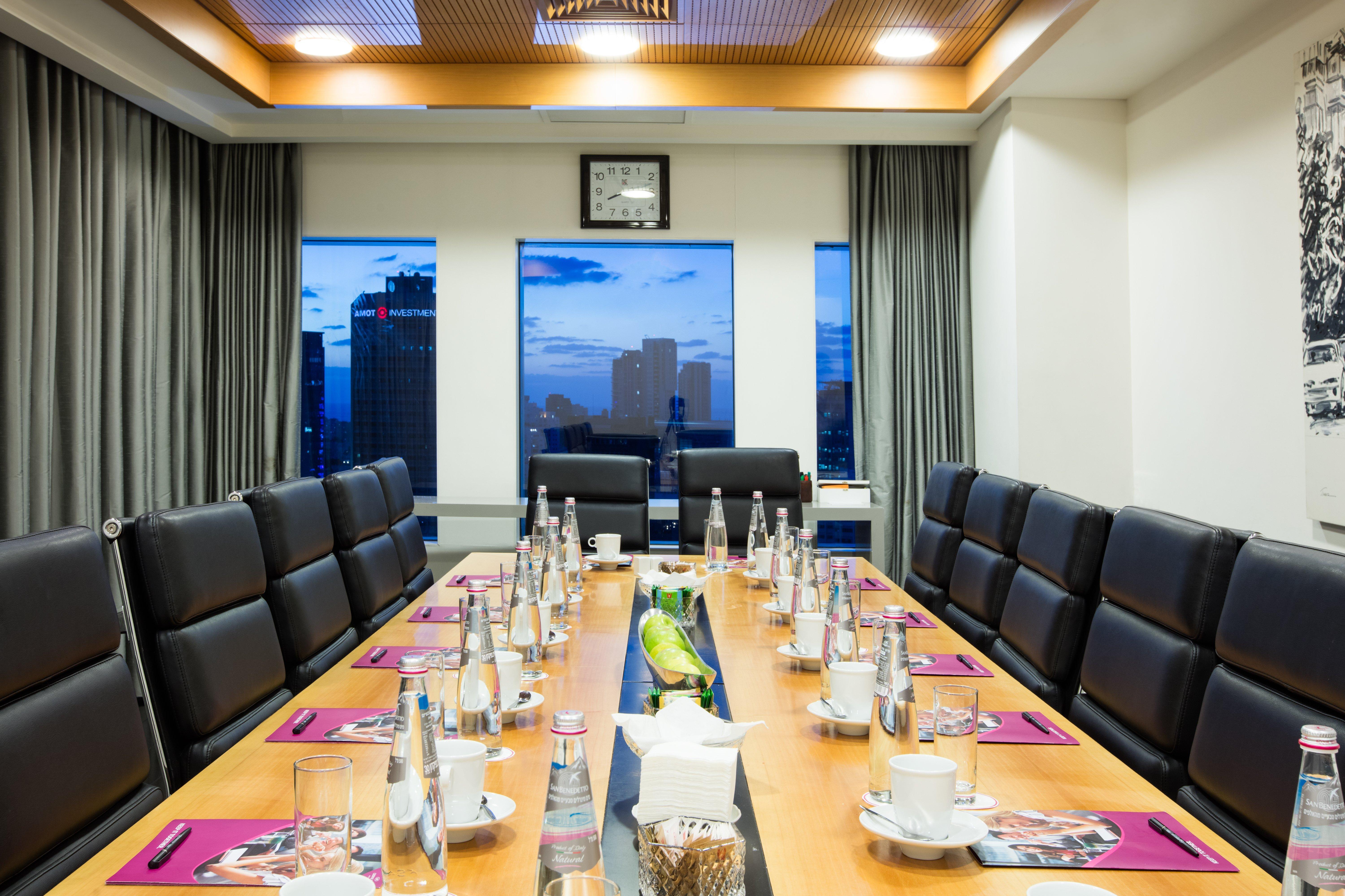 特拉维夫市中心皇冠假日酒店 外观 照片 Meeting room